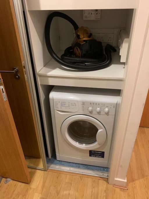 Stunning 2 Bed Flat! Centrally Located In London, Uk! Exteriör bild