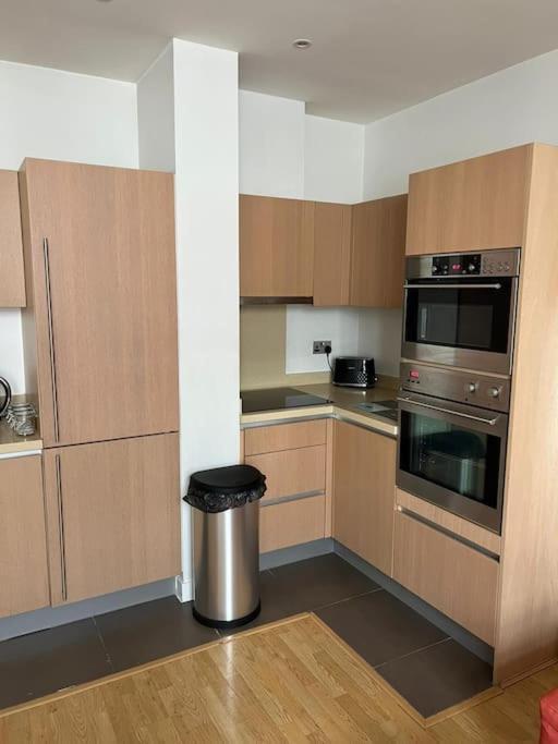 Stunning 2 Bed Flat! Centrally Located In London, Uk! Exteriör bild