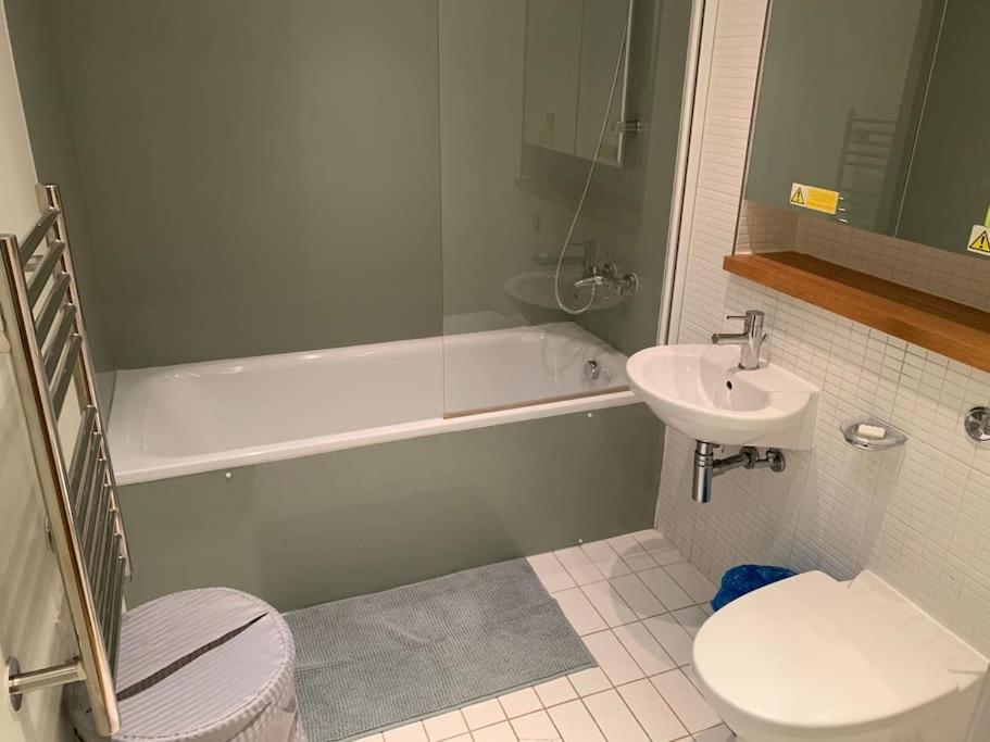 Stunning 2 Bed Flat! Centrally Located In London, Uk! Exteriör bild